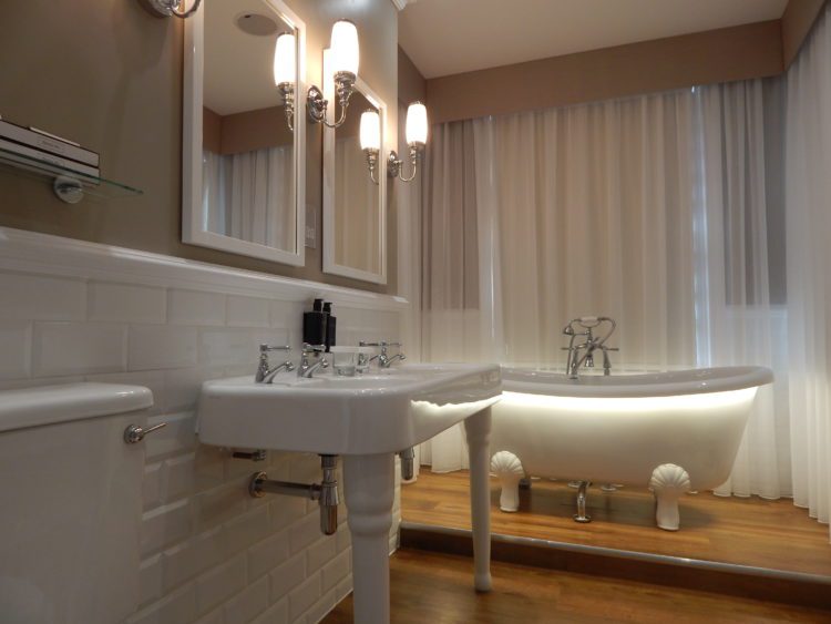 Belcourt Bathroom