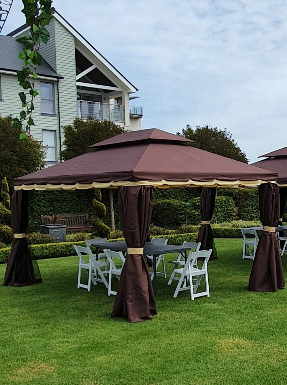 Gazebo brown