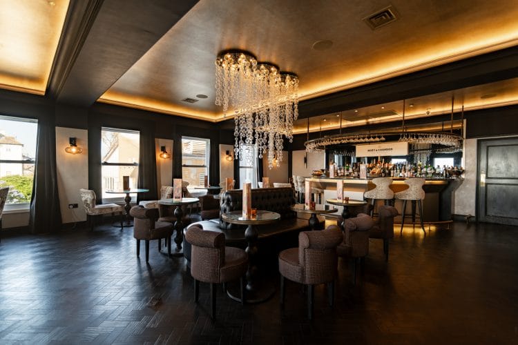 Moet & Chandon Champagne Bar - Hythe Imperial Hotel